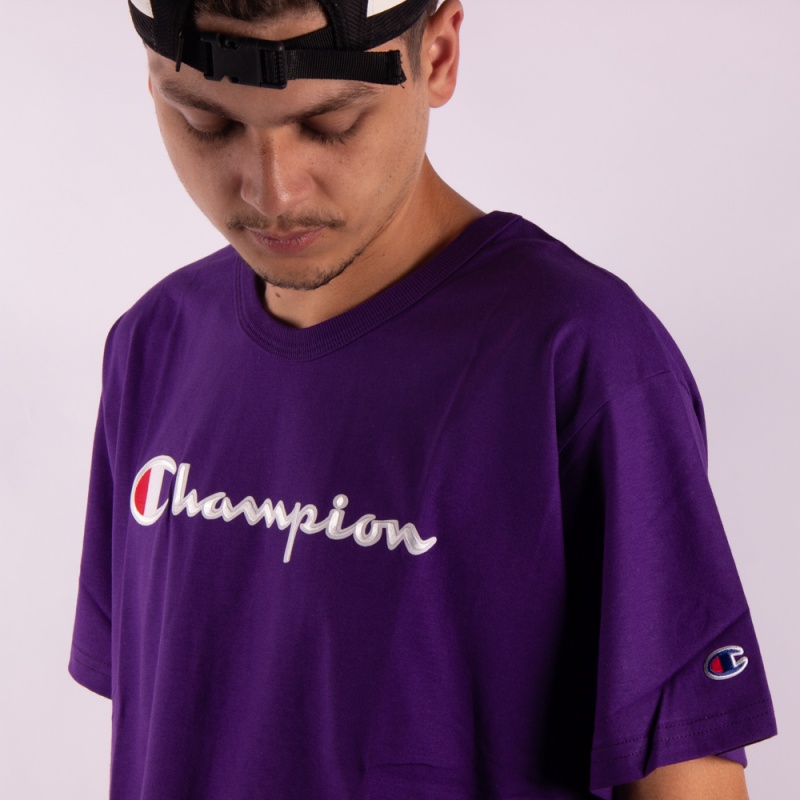 Camiseta Champion Embroidery Trad Logo Script Lilas